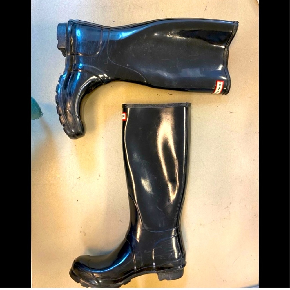 Hunter boots-excellent condition.  Worn a handful of times.